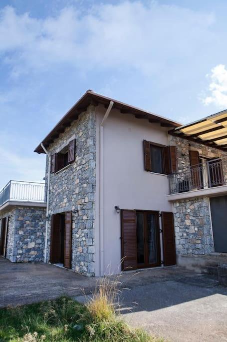 Bezeniko Amazing Arcadian Property! Vlacherna Экстерьер фото